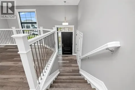 52 Belleview Drive Kingsville ON N0R 1B0