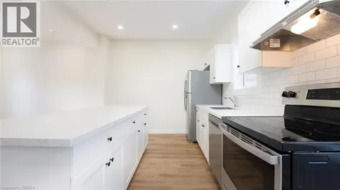 57 Winniett Street Brantford ON N3T 1M6