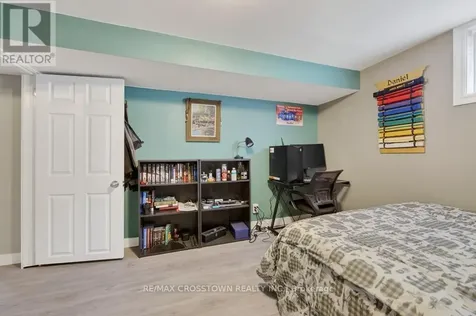 15 Smallman Drive Wasaga Beach ON L9Z 1L1