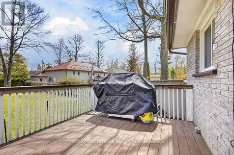 15 Smallman Drive Wasaga Beach ON L9Z 1L1
