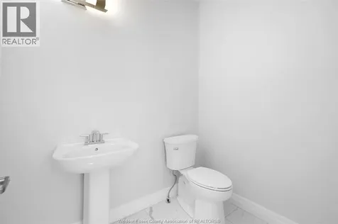 251 Dolores Street Essex ON N8M 0C5