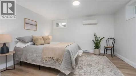 75 Henderson Avenue Brantford ON N3R 4W1