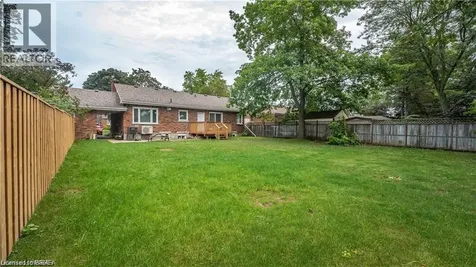 75 Henderson Avenue Brantford ON N3R 4W1