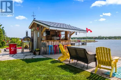 40 Aberdeen Avenue Northern Bruce Peninsula ON N0H 2T0