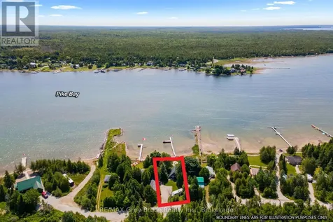 40 Aberdeen Avenue Northern Bruce Peninsula ON N0H 2T0