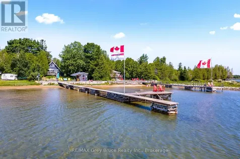 40 Aberdeen Avenue Northern Bruce Peninsula ON N0H 2T0