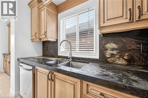 182 Irwin Avenue Ancaster ON L9K 0G2