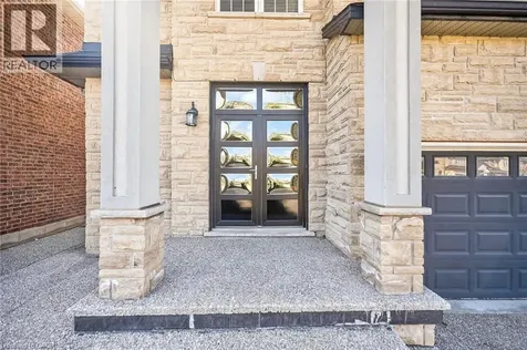 182 Irwin Avenue Ancaster ON L9K 0G2