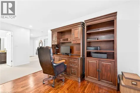 182 Irwin Avenue Ancaster ON L9K 0G2