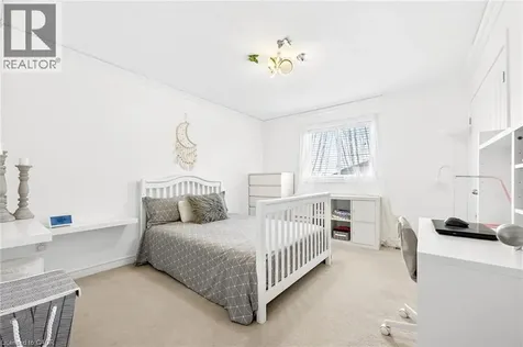 182 Irwin Avenue Ancaster ON L9K 0G2