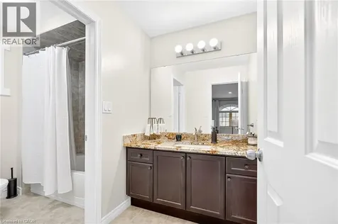 182 Irwin Avenue Ancaster ON L9K 0G2