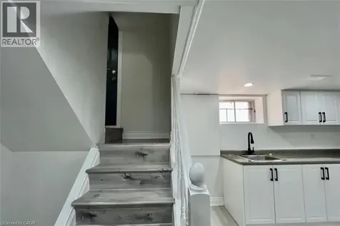 19 Crosthwaite Avenue South Hamilton ON L8K 2T7