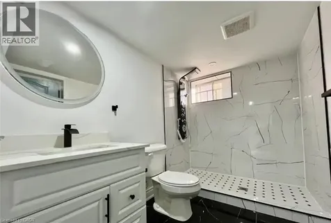 19 Crosthwaite Avenue South Hamilton ON L8K 2T7