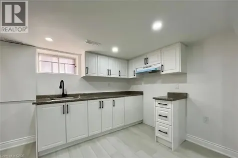 19 Crosthwaite Avenue South Hamilton ON L8K 2T7