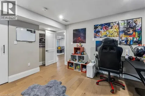 570 Bridgemill Crescent Kitchener ON N2A 0K3