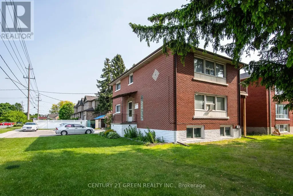 129 River Road East Kitchener ON N2B 2G7