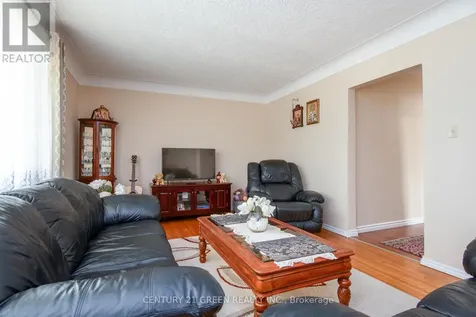 129 River Road East Kitchener ON N2B 2G7