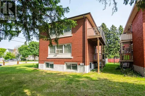 129 River Road East Kitchener ON N2B 2G7