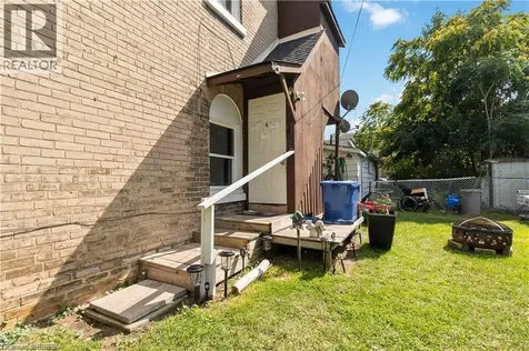 22 Park Avenue Brantford ON N3S 5H3