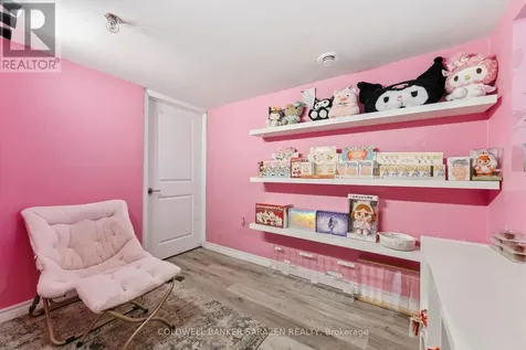 613 Longfields Dr Drive Ottawa ON K2J 6J2