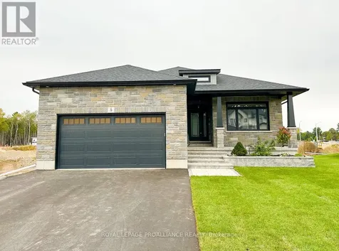 5 Mackenzie John Crescent Brighton ON K0K 1H0