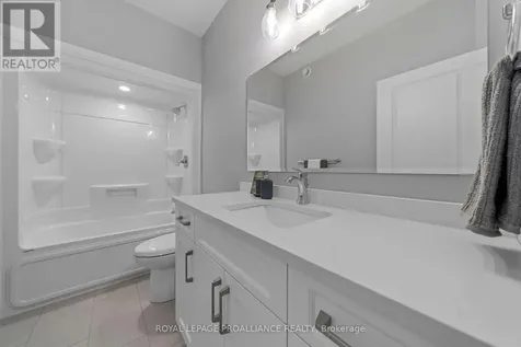 5 Mackenzie John Crescent Brighton ON K0K 1H0