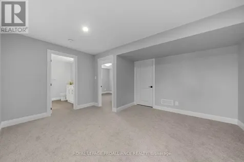 5 Mackenzie John Crescent Brighton ON K0K 1H0