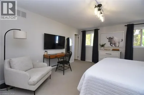 35 Eringate Drive Stoney Creek ON L8J 3Y4