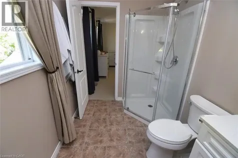 35 Eringate Drive Stoney Creek ON L8J 3Y4
