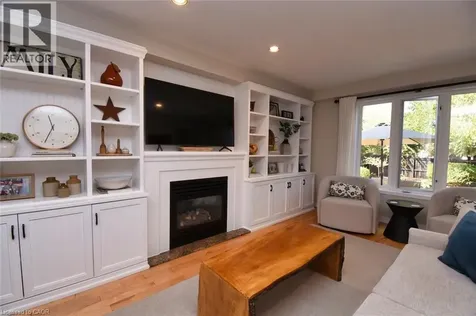 35 Eringate Drive Stoney Creek ON L8J 3Y4
