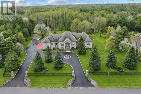 11 Cranborne Chase Whitchurch-stouffville ON L4A 0C6