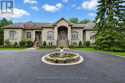 11 Cranborne Chase Whitchurch-stouffville ON L4A 0C6
