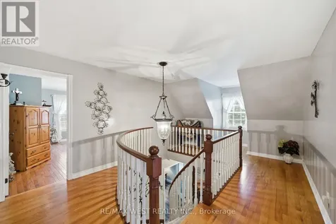 17 Forest Hill Drive Hamilton Township ON K9A 4J9