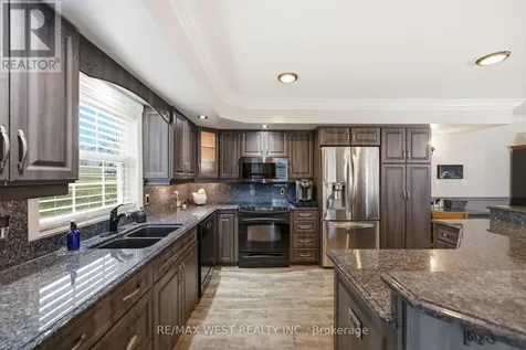 17 Forest Hill Drive Hamilton Township ON K9A 4J9