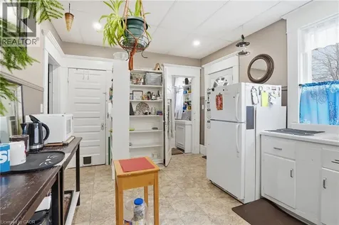 55 Chatham Street Brantford ON N3T 2N8