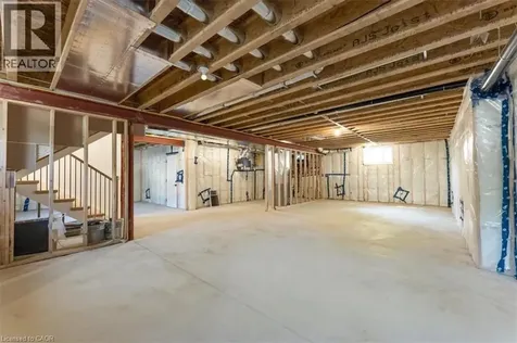 81 Doans Ridge Road Welland ON L3B 5N4