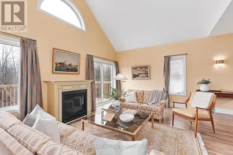 68 Kari Crescent Collingwood ON L9Y 0Z7