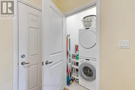 68 Kari Crescent Collingwood ON L9Y 0Z7