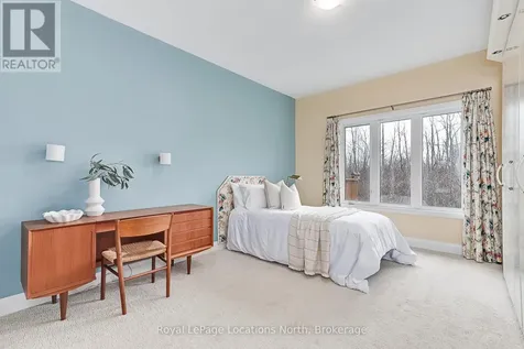 68 Kari Crescent Collingwood ON L9Y 0Z7