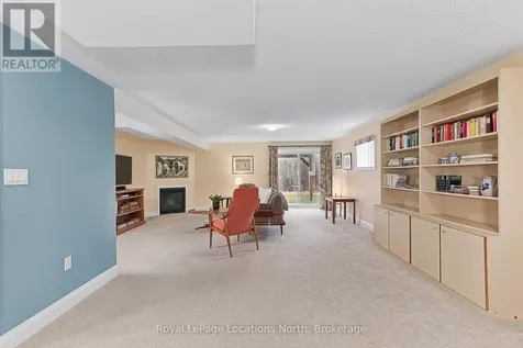 68 Kari Crescent Collingwood ON L9Y 0Z7