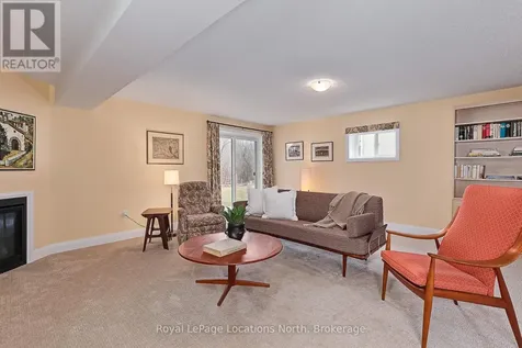 68 Kari Crescent Collingwood ON L9Y 0Z7