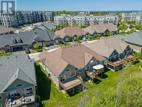 68 Kari Crescent Collingwood ON L9Y 0Z7