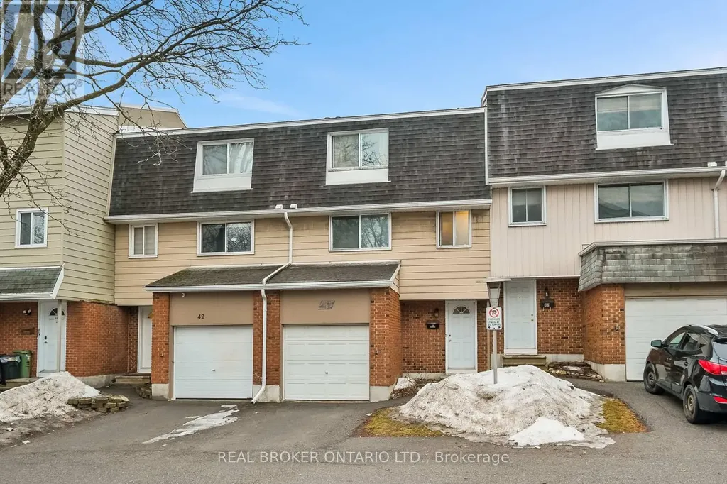 2669 Southvale Crescent Ottawa ON K1B 4V2