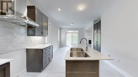 2966 Monarch Drive Orillia ON L3V 8M8