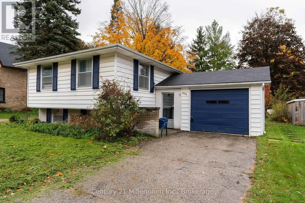698 Gustavus Street Saugeen Shores ON N0H 2C0