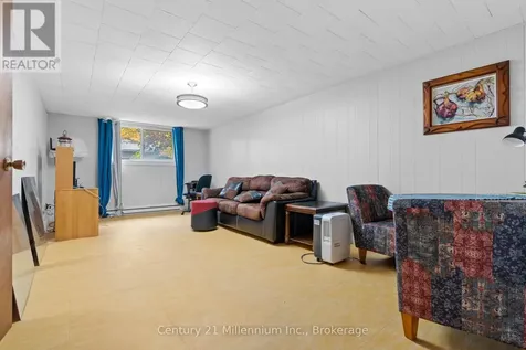 698 Gustavus Street Saugeen Shores ON N0H 2C0