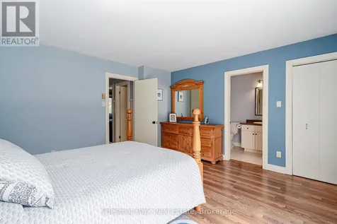 522 Oxbow Crescent Collingwood ON L9Y 5B4