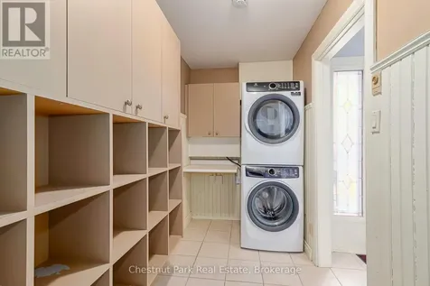 522 Oxbow Crescent Collingwood ON L9Y 5B4