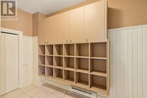 522 Oxbow Crescent Collingwood ON L9Y 5B4