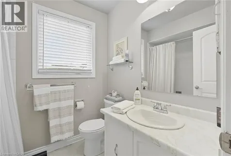 1580 Woodeden Drive Mississauga ON L5H 3S5